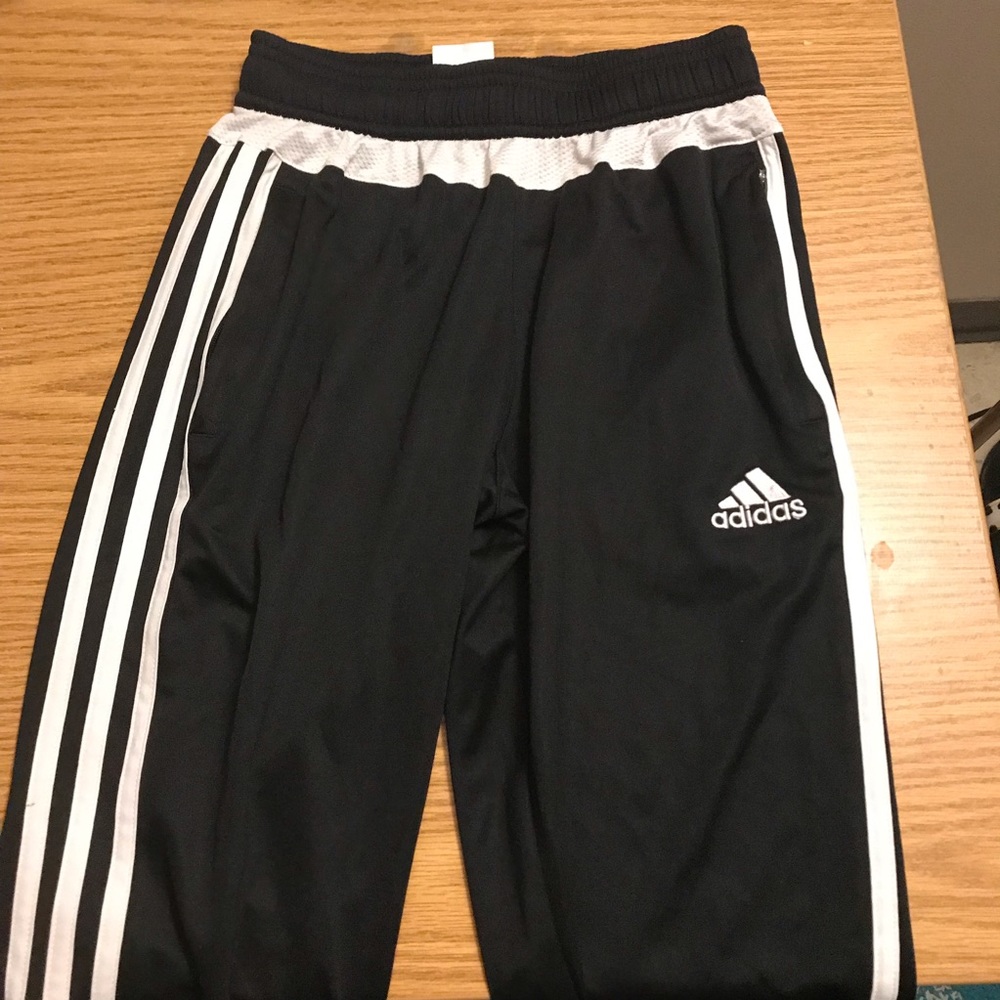 Adidas capris